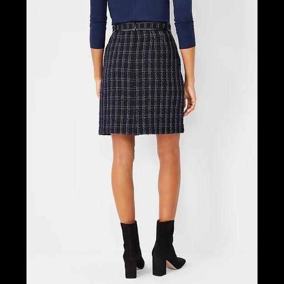 ANN TAYLOR Navy Button Faux Wrap Ladies Career Tweed Skirt, 10 - Picture 8 of 8